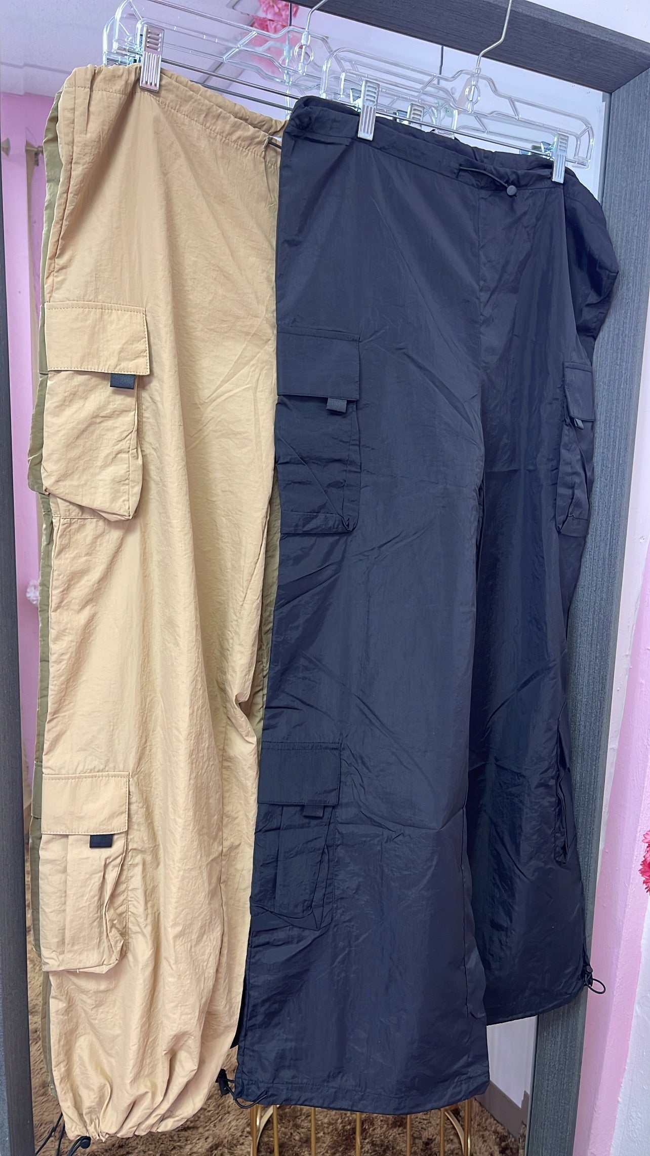 Parachute Cargo (2 colors)
