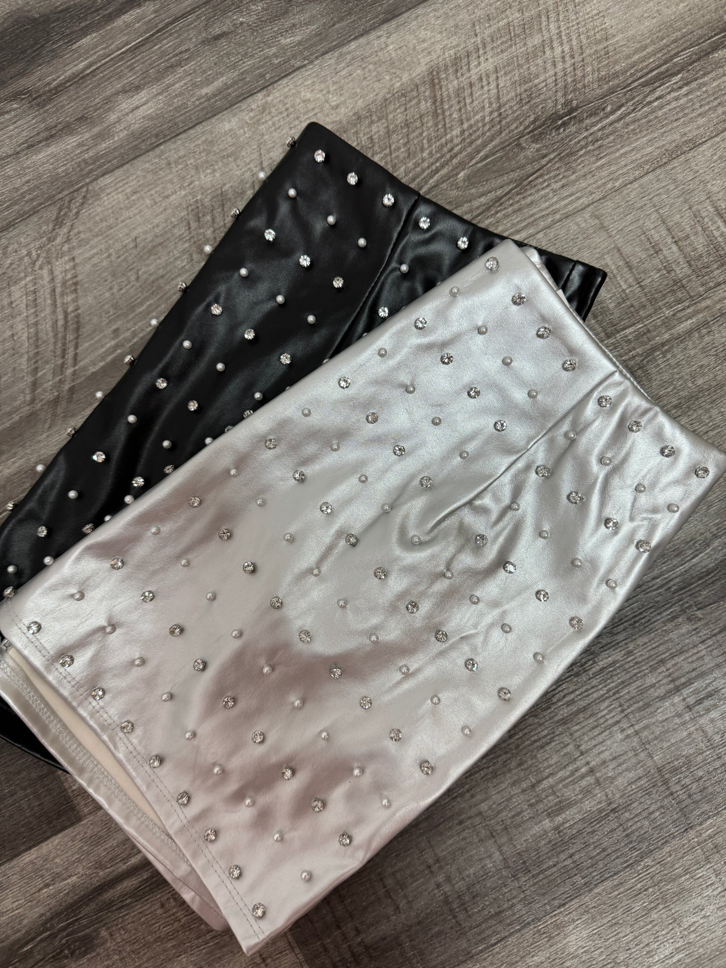 Diamond & Pearl Skirt (2 colors)