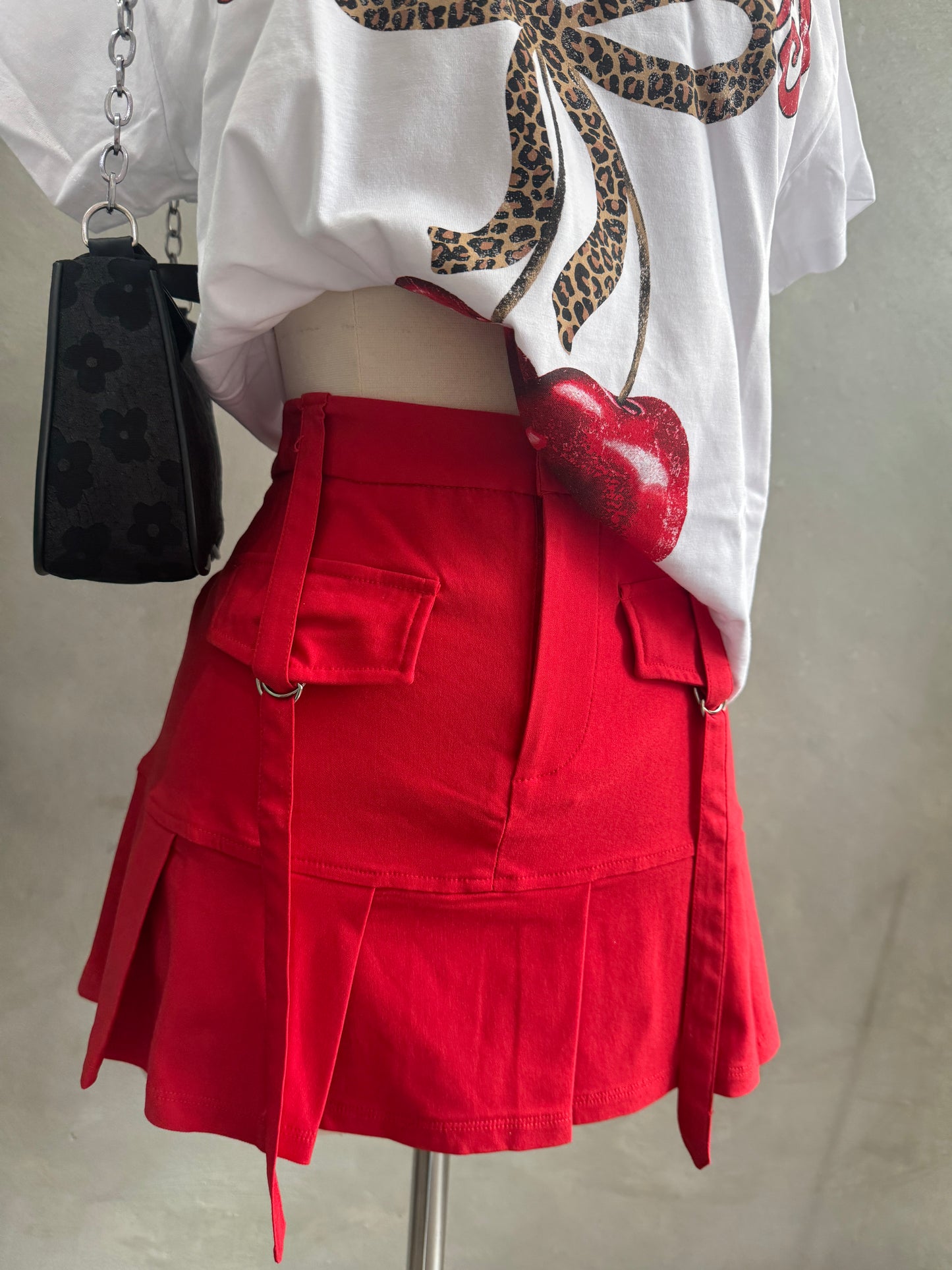 Red skirt