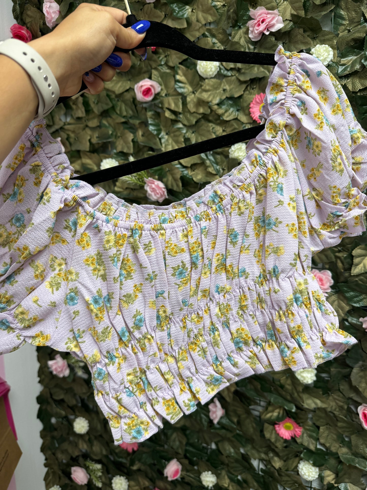 Ruffle top (2 colors)