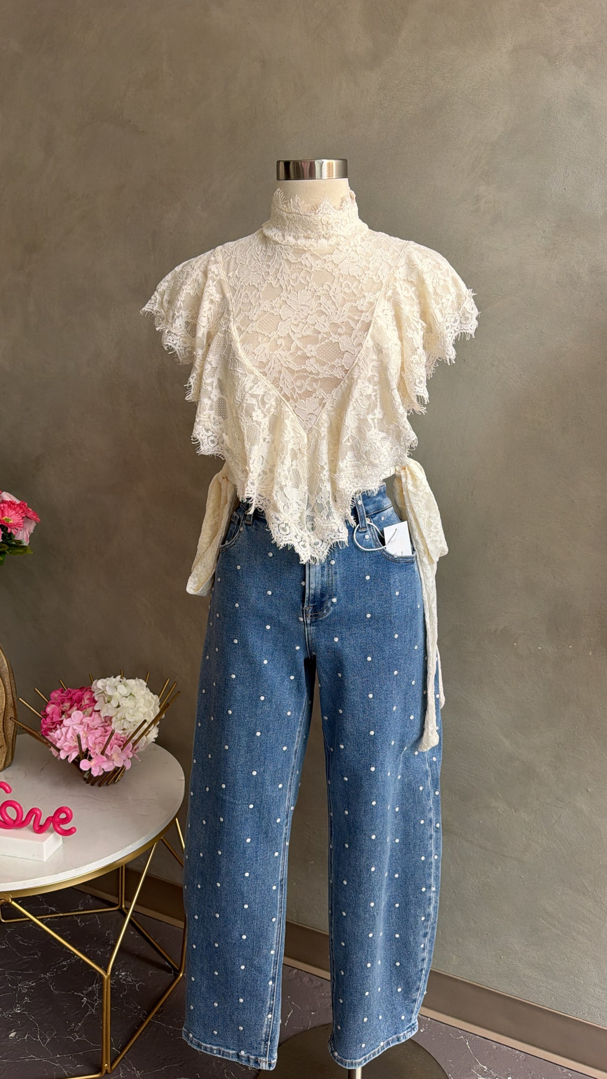 Lace top ( 2 colors)