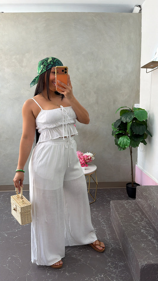 Classic White Summer Set