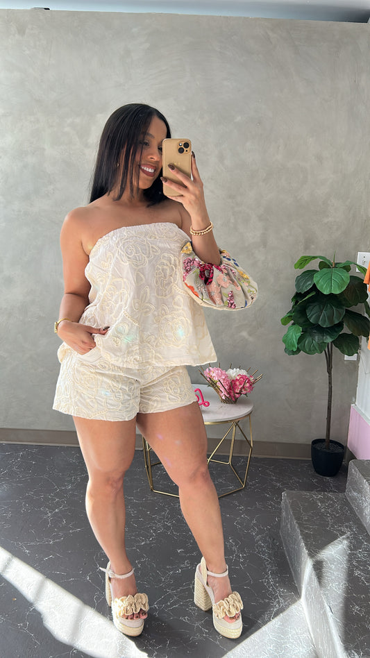 Embroidered Tube Set