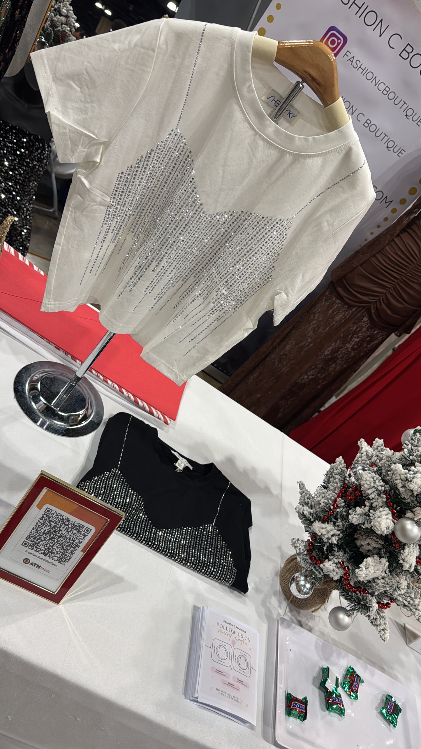 Rhinestone Crop T shirt ( 2 colors)