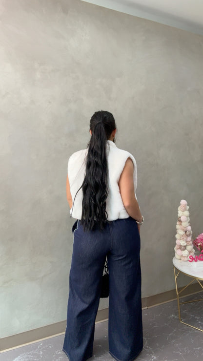 Line detail straight denim