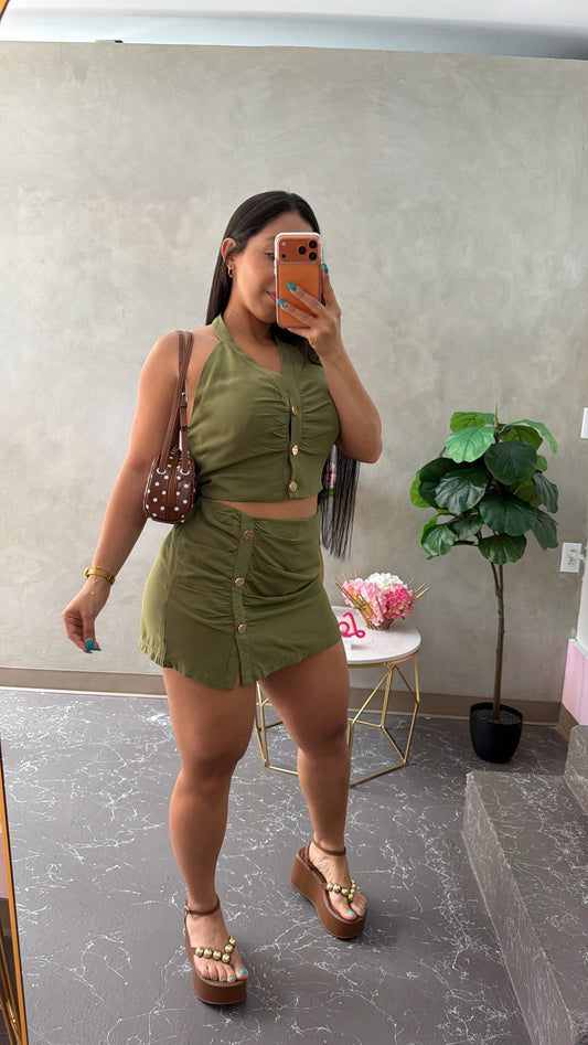Olive green set (falda pantalón)