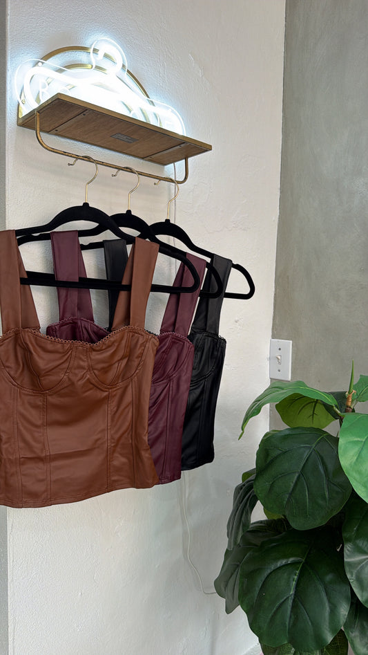Basic leather top
